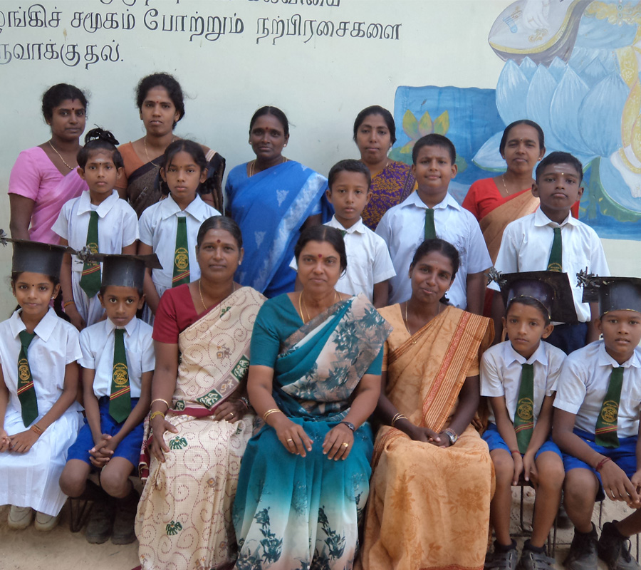 Saivapragasa Vithiyalayam, teachers and distinguished students